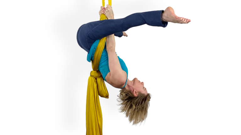 Back Straddle to Lock Off 1 Aerial Silks Beginner Conditioning Video Tutorial
